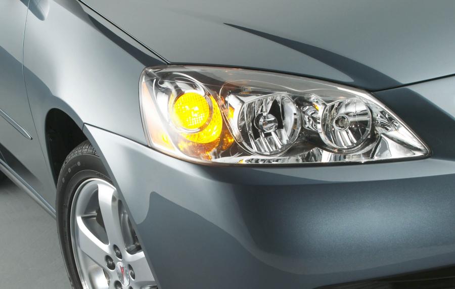  Pontiac G6 2005 года  (фото 28 из 38)